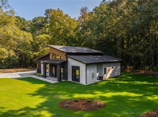 670 Loganville Hwy, Winder, GA 30680