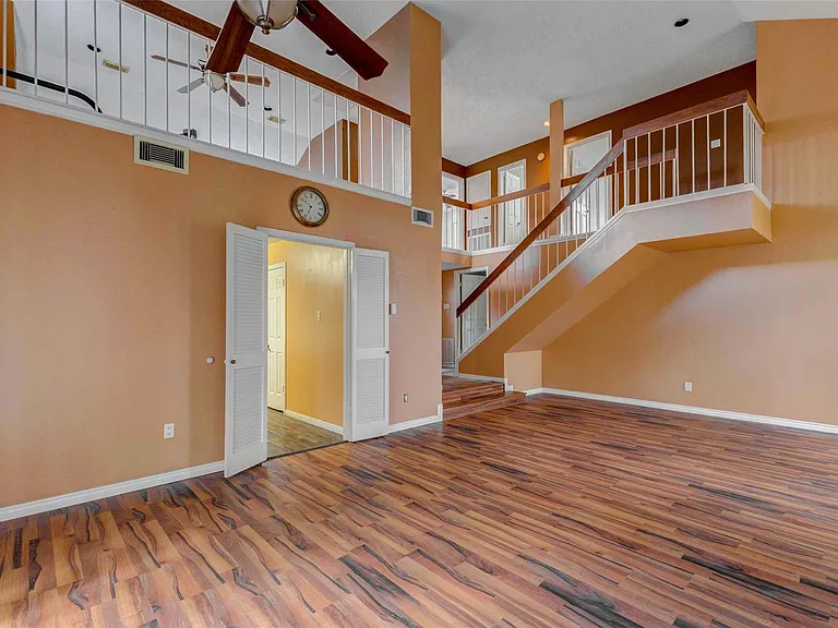 3102 Ashford Bend Dr — Photo 6