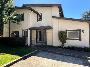 2935 Lake Chabot Ln, Castro Valley, CA 94546