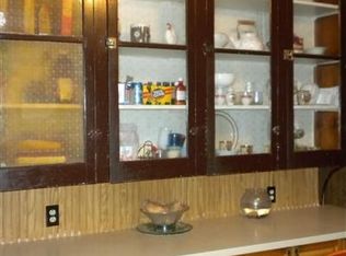 3139 Scranton Rd, Cleveland, OH 44109