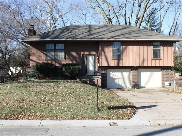 6808 N Walrond Ave, Kansas City, MO 64119