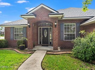 12070 London Lake Dr W, Jacksonville, FL 32258