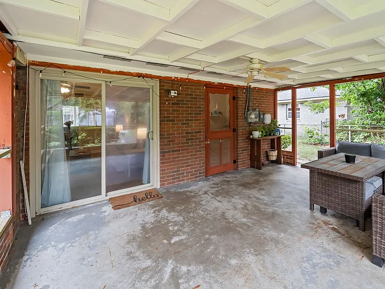 6 Monica Blvd — Photo 38
