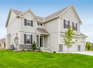 4705 SW 3rd St, Blue Springs, MO 64014