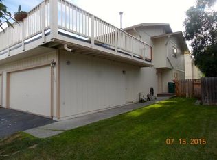 8720 Blackberry St, Anchorage, AK 99502