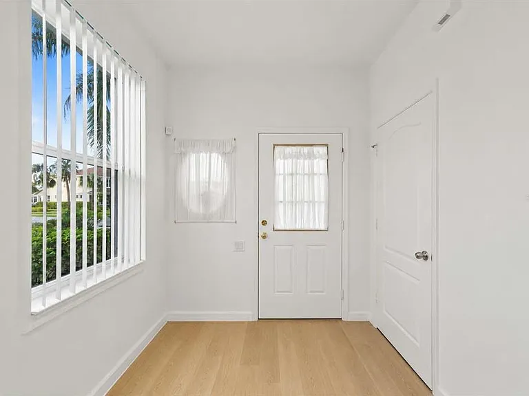1183 Jonah Dr — Photo 6