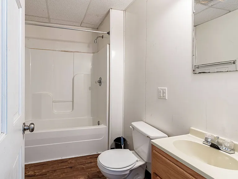 385 Forest Ave — Photo 16