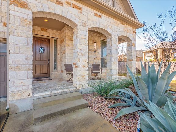 3rd image of 4415 Caldwell Palm Cir