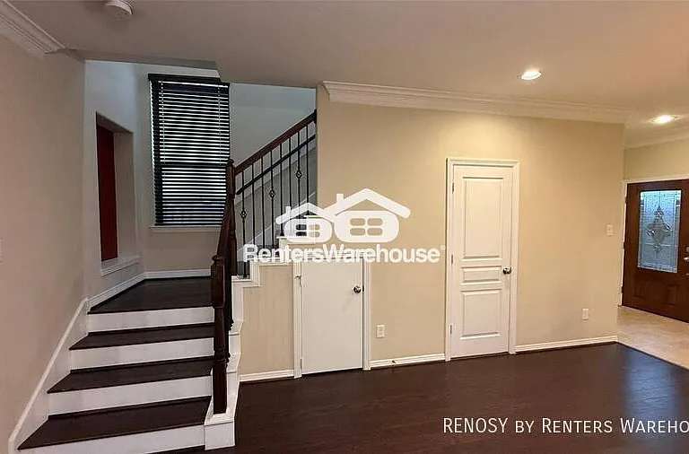 829 W 26th St — Photo 10