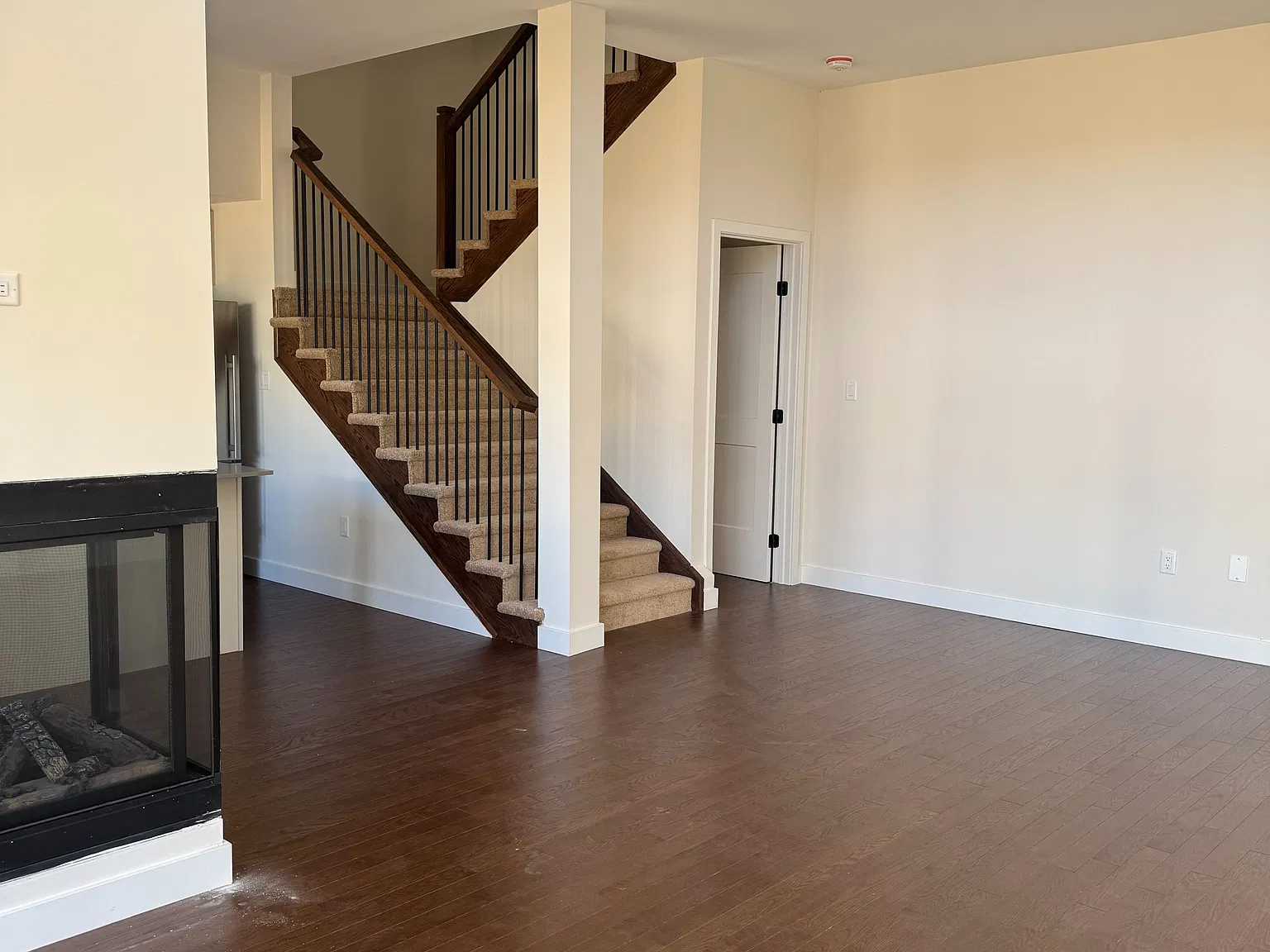 4 bed, $3,200 — Photo 4