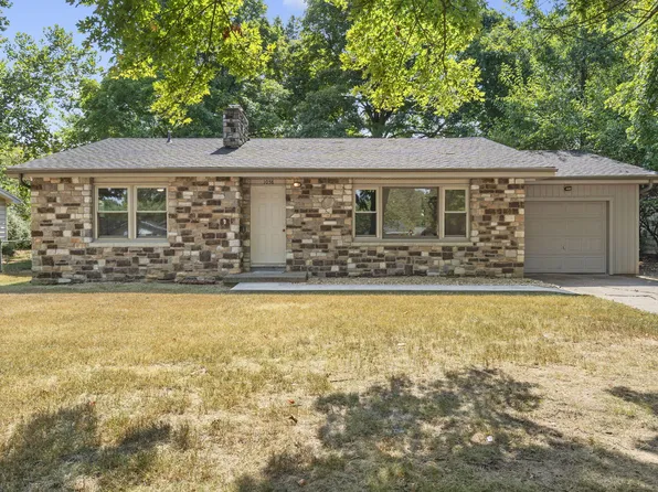 1058 E Morningside Street, Springfield, MO 65807
