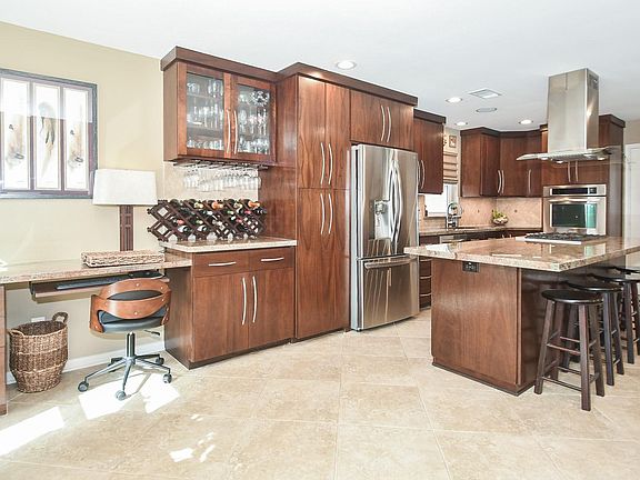 4th image of 14007 Piping Rock Ln