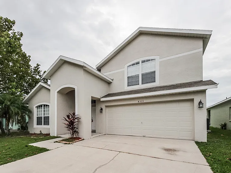 4313 Creeks Run Blvd — Photo 4