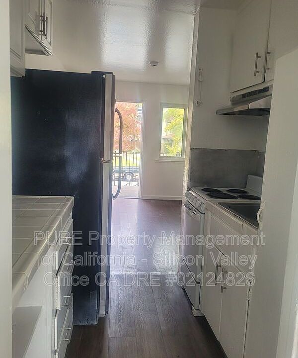 2nd image of 111 Nancy Ln APT 5