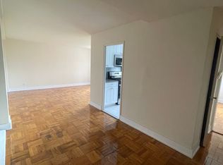 189-02 64th Ave #C-11, Fresh Meadows, NY 11365
