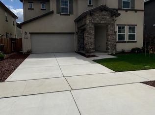 2880 Macabee Dr, Lathrop, CA 95330