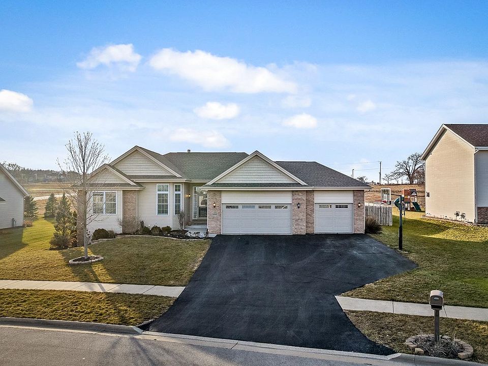 11692 Freedlund Way, Rockton, IL 61072 Zillow
