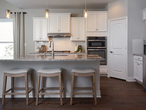 Eat-In Bar Top Kitchen