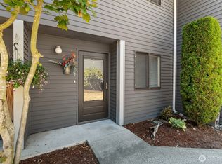 9725 Bristonwood Dr W #2B, University Place, WA 98467