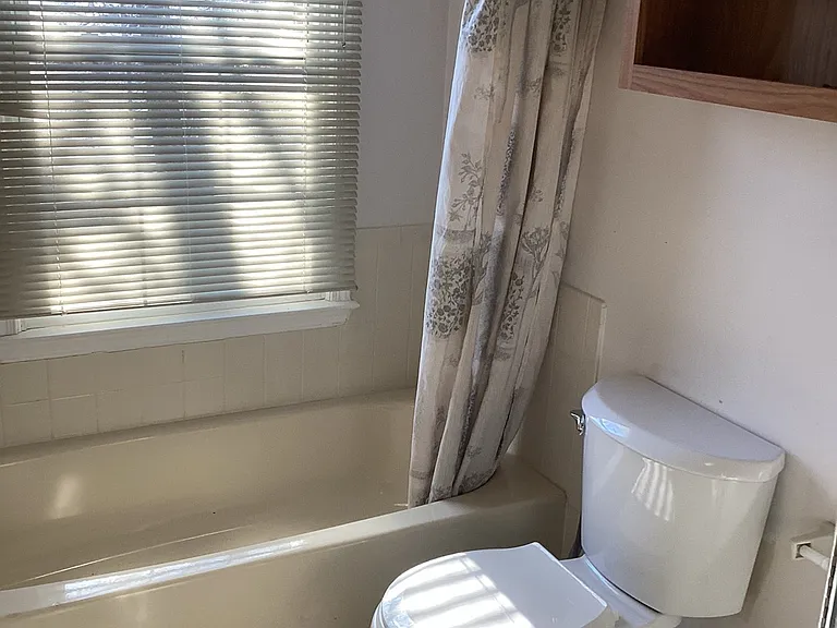 214 Edenberry Ct — Photo 8