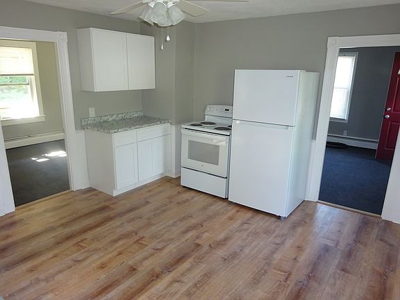 2nd image of 29 E Greenwich Ave #31