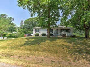 1 Calumet Rd, Decatur, IL 62521