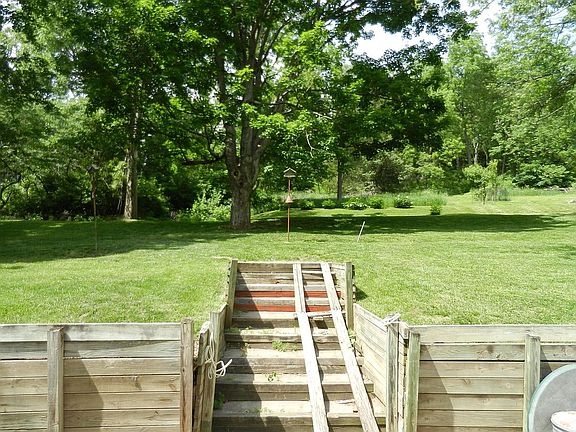 5th image of 182 E Orchard Ave