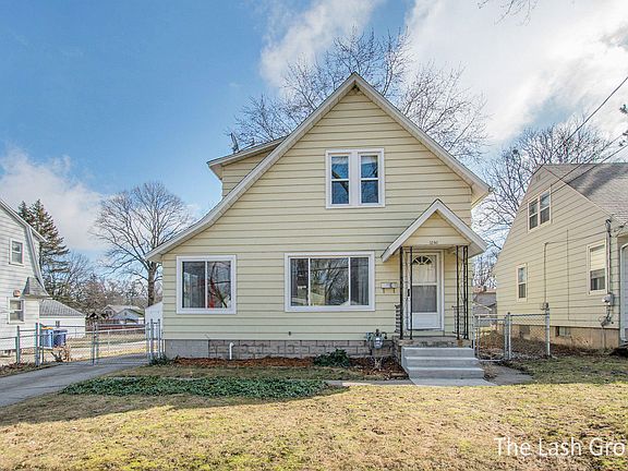 2nd image of 1246 Lewison Ave NE