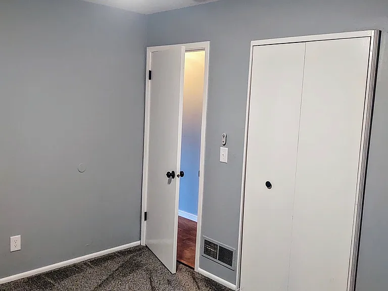 1759 Welshire Dr — Photo 14