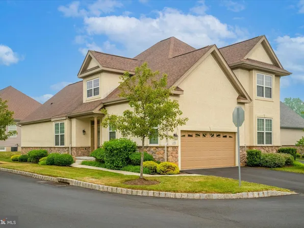 1301 Darrington Ct #23, Warrington, PA 18976