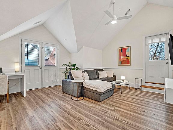 5th image of 204 E Park Ave Unit 603