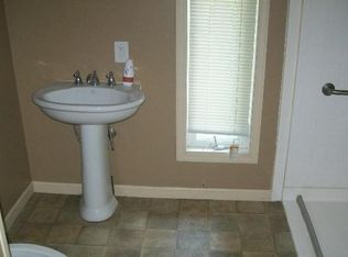 11840 N Avon Belden Rd, Grafton, OH 44044