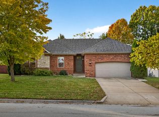 1746 E Timber Ln, Republic, MO 65738