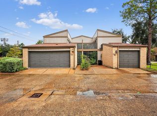 880 Tully Rd APT 17, Houston, TX 77079