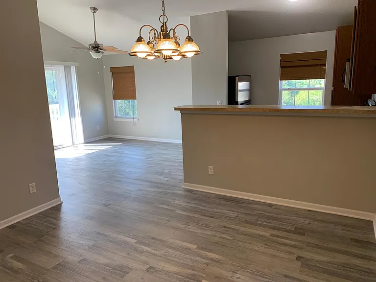 8020 N Drury Ave #3D — Photo 3