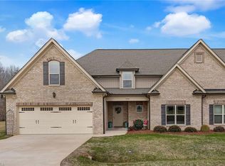 7006 Westfield Village Cir, Summerfield, NC 27358