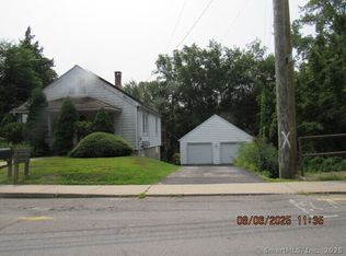 235 W Church St, Seymour, CT 06483