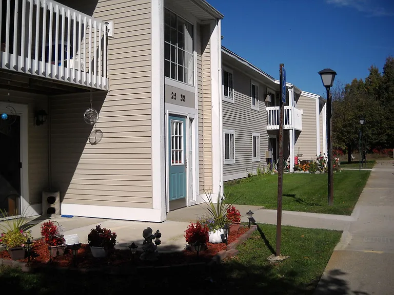 98 N Lester St — Photo 1