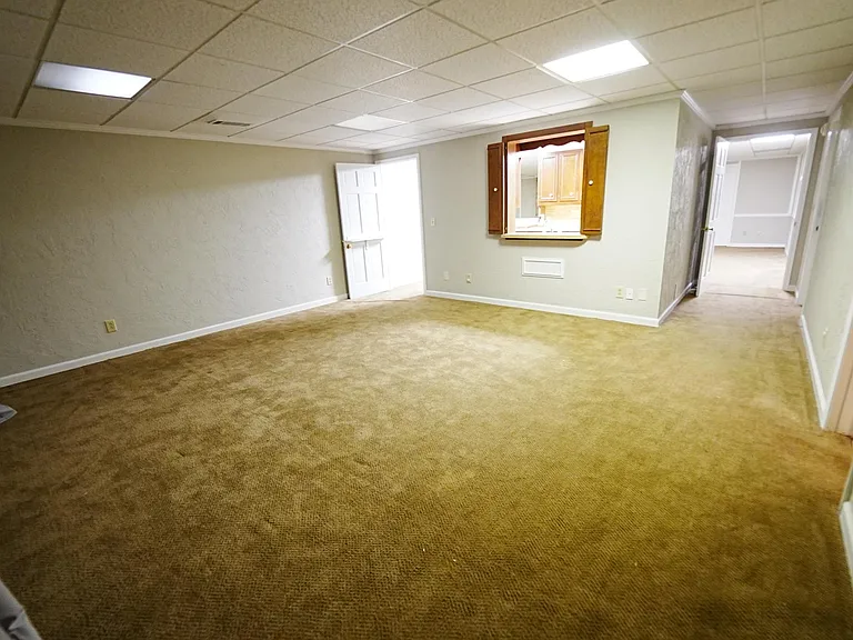 5785 Northside Dr — Photo 40