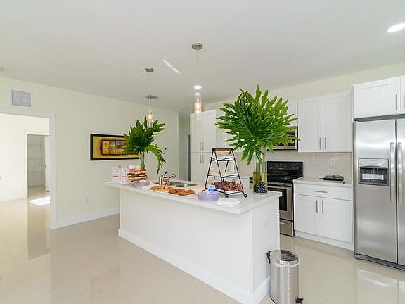 5th image of 2920 NW 7th St