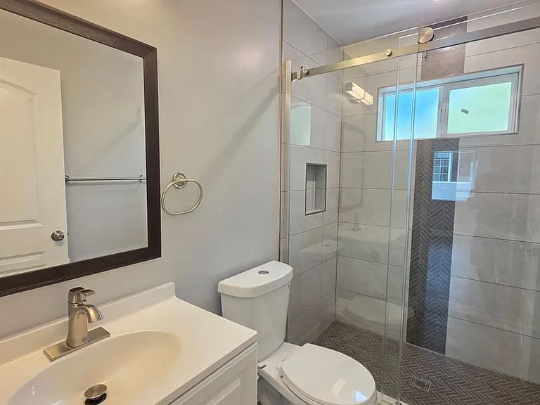 8154 Potter Ave — Photo 8