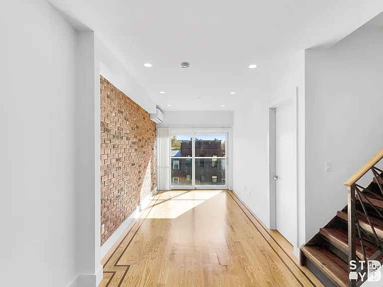 735 Greene Ave #4A — Photo 3