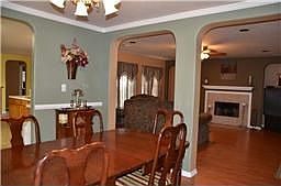 3rd image of 6727 Dewcrest Dr