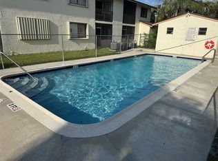 Malibu, Pompano Beach, FL 33063