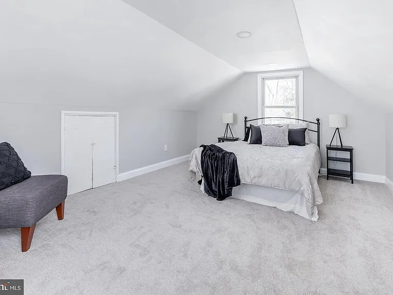 534 Blanchard Ave — Photo 15