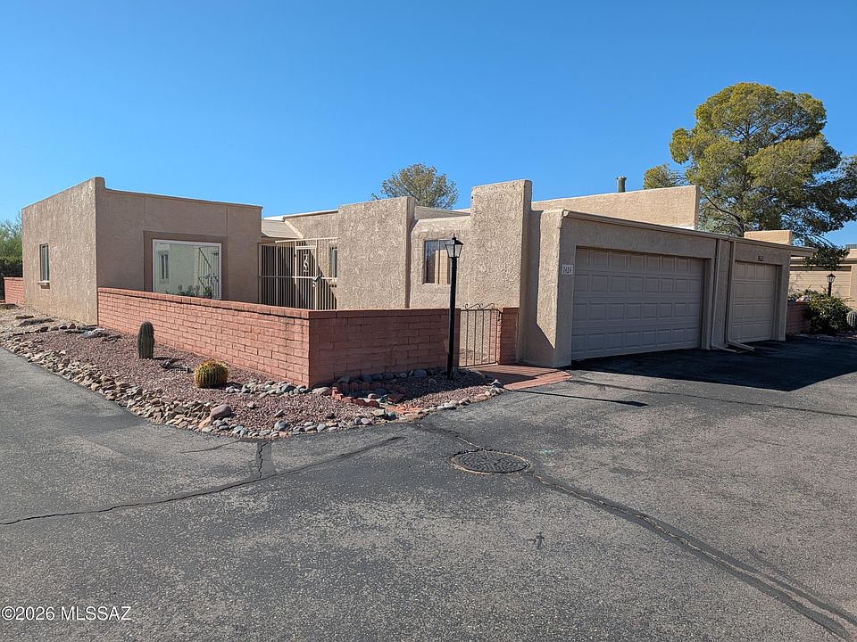 1st image of 1424 N Rio Sonora