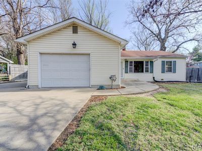 38 Marie Dr, Saint Charles, MO, 63301