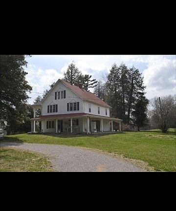 2nd image of 588 E Main St