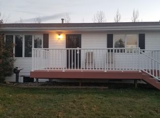 5040 Highway 200, Hazen, ND 58545