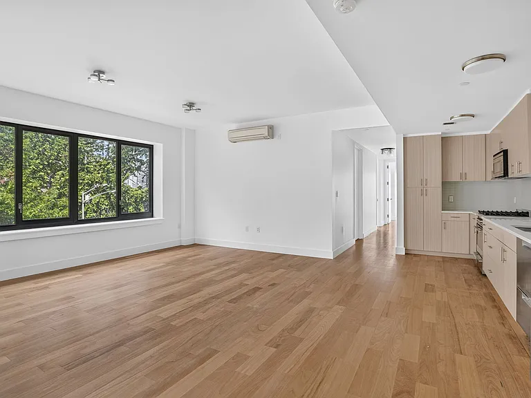 52 Convent Ave #3C — Photo 2